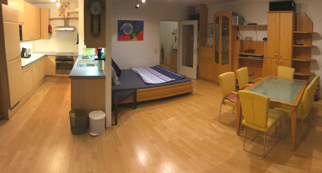 Uno City, Donauinsel Apartment Виена Екстериор снимка